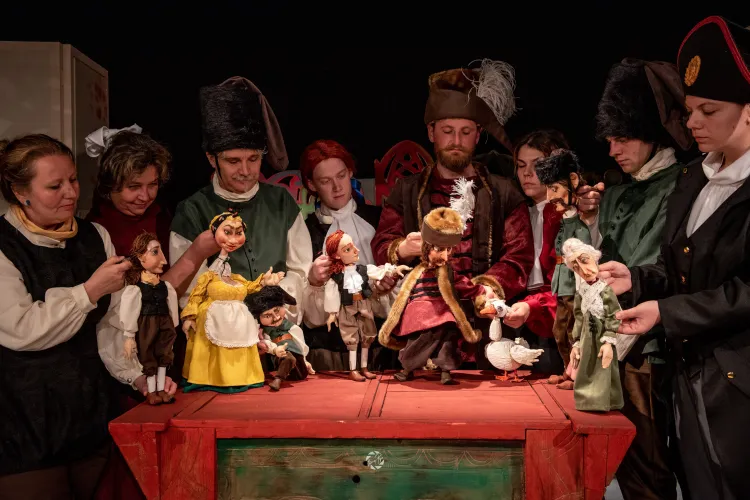 Spectacol special la Teatrul ”Puck” - ”Degețica” - FOTO