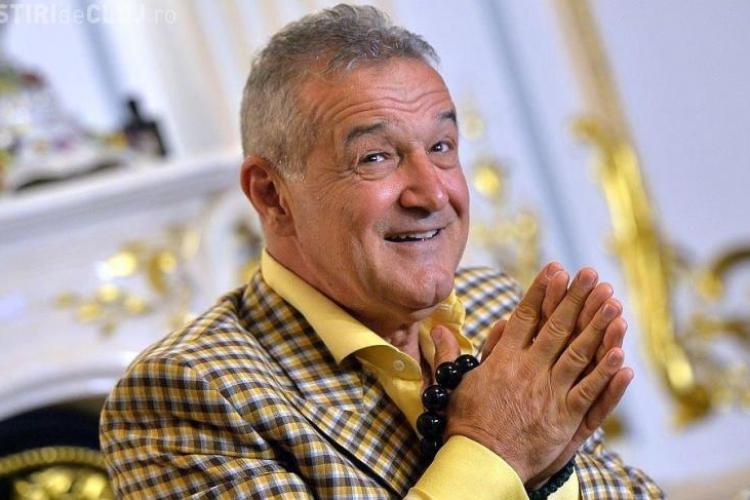 Gigi Becali critică bărbații care agață femeile pe internet și își laudă soția: ”O știu de la 14 ani, suntem verișori. Eu nu prea vorbesc d-astea”