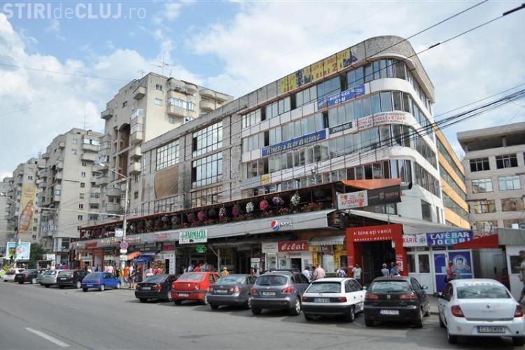 Clujean, exasperat de vânzătorii ambulanți din Piața Mărăști: ,,Nu poți intra la o farmacie, la un magazin, la nimic pentru ca ei sunt prezenți mereu
