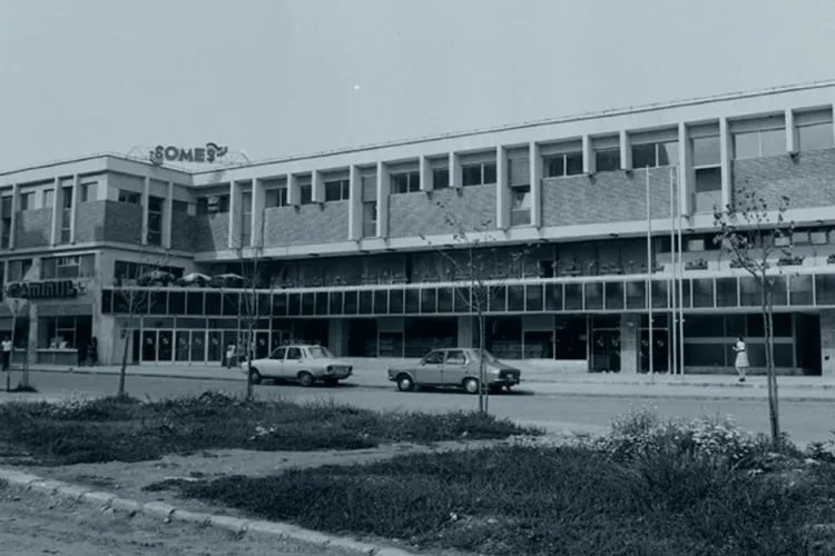 Prezentarea modei la celebrul BIG, din cartierul Mănăștur, în anii 80. Povestea acestui magazin emblematic al Clujului - FOTO