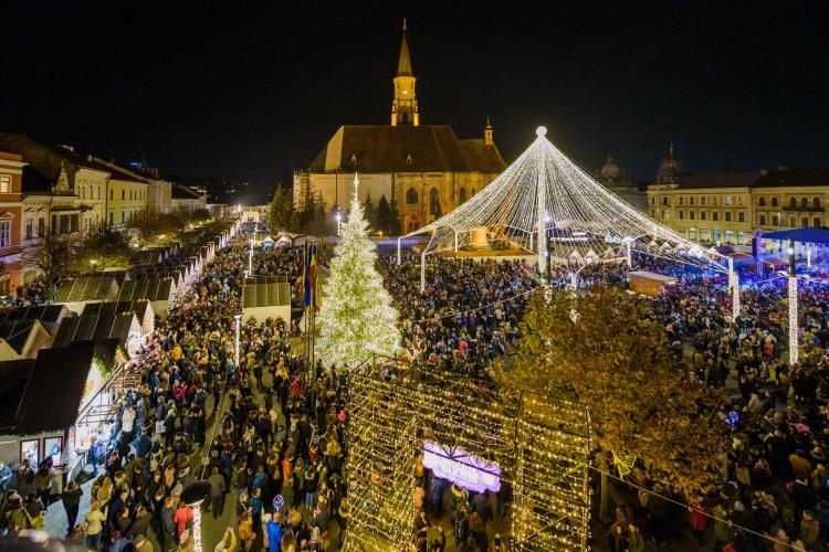 Târgul de Crăciun 2023 din Cluj se deschide vineri, 24 noiembrie. La ce oră se pornesc luminile de Crăciun și ce concerte sunt