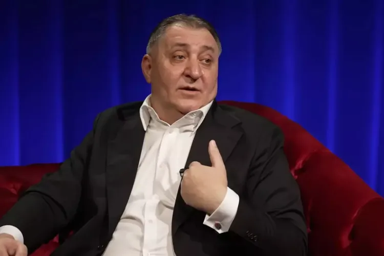 Cum a adunat Vali Vijelie atâtea apartamente: ”Le-am pierdut numărul. Tata mi-a spus să mă pregătesc și pentru viitor”