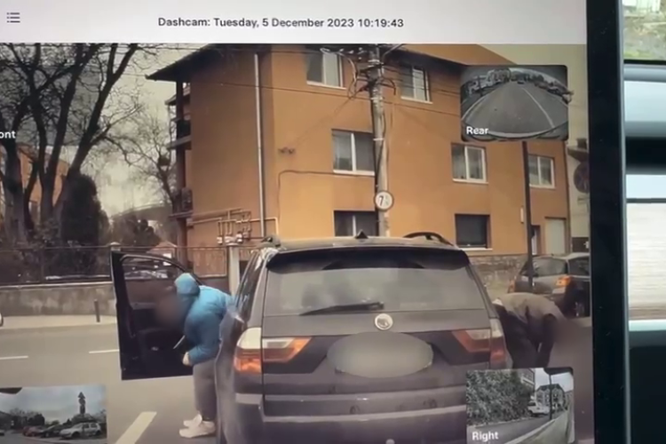 Priviți aici parcare și grimasa de pe fața șoferului! -  E fain la Cluj, e ”forte, forte, fain” - VIDEO