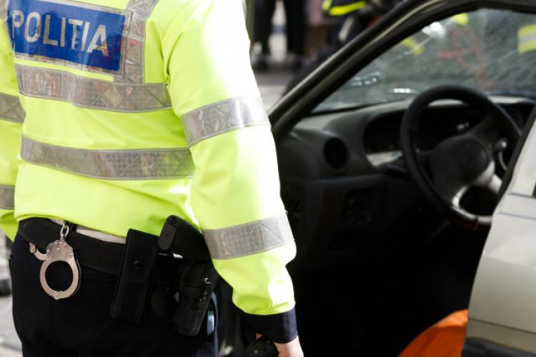 Jandarm din Cluj, prins la el cu substanțe interzise 