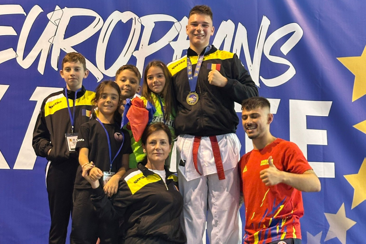Karatiștii clujeni au luat 6 medalii la o competiție importantă derulată la Cluj - FOTO