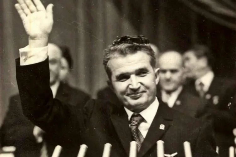 Ce melodie era preferată de Nicolae Ceaușescu. A trimis și un general de armată să-l felicite pe interpret