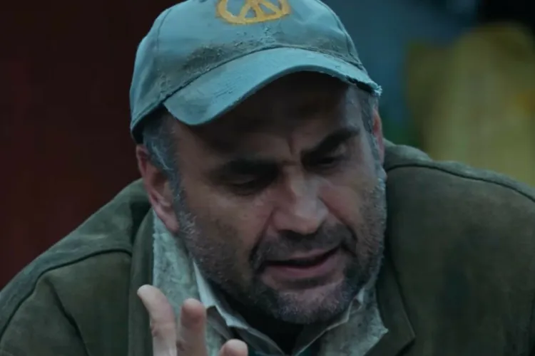 ”Hai să nu ne mai comparăm cu străinii!” - Ce mesaj are Celentano în episodul special de Crăciun din Las Fierbinți