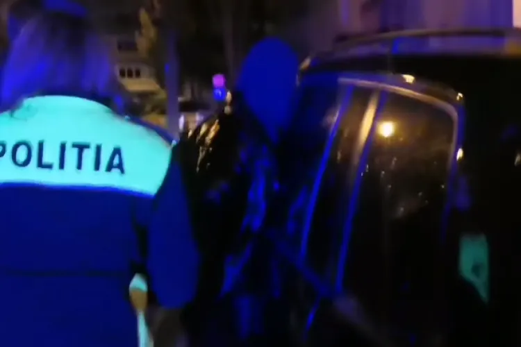 Minoră de 16 ani, implicată într-o urmărire ca în filme! Polițiștii au prins-o la volan dar a încercat să fugă - VIDEO