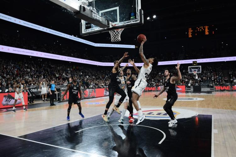 U-Banca Transilvania a învins pe Dolomiti Energia Trento. Clujenii încă luptă pentru Play-off - FOTO