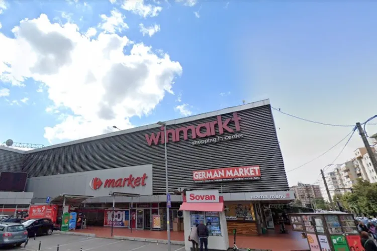 E plin Mănășturul de minori trimiși la cerșit. Clujenii cer autorităților să rezolve problema: „Cel puțin de 3 am dat în 20 de metri”