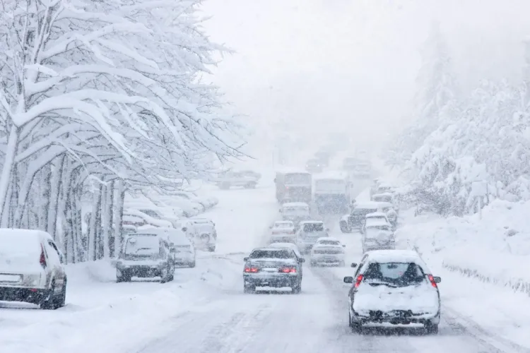 Alertă de vreme rea în 21 de județe din România! Vom avea viscol, ger și ninsori