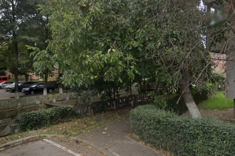 Clujenii, speriați de un loc „special” din oraș unde se adună tinerii pentru ilegalități: „De evitat zona noaptea!