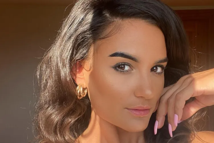 Povestea tinerei care a plecat de la un orfelinat din Cluj-Napoca și a ajuns acum o actriță faimoasă - FOTO