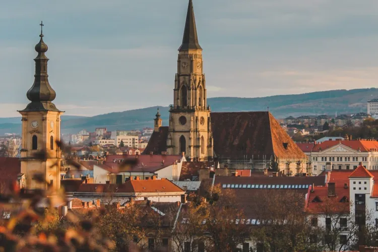 De câți bani ai nevoie în Cluj-Napoca pentru a trăi decent! Cu această sumă de persoană o duci bine?