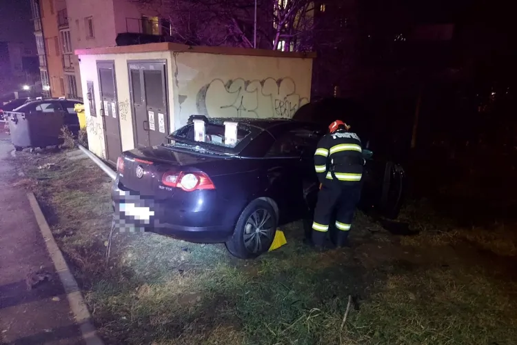 Accident pe Calea Turzii din Cluj-Napoca: Oare cum ai reușit asta - FOTO