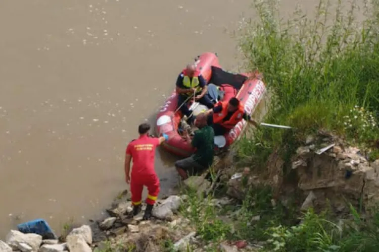 Bărbat căzut în Someș. Pompierii clujeni au încetat căutările