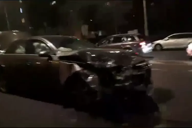 Două mașini de milionari s-au făcut praf în Mănăștur - VIDEO