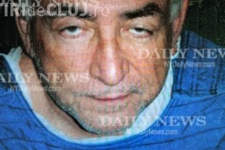 O fotografie socanta cu Strauss-Kahn face ocolul Internetului