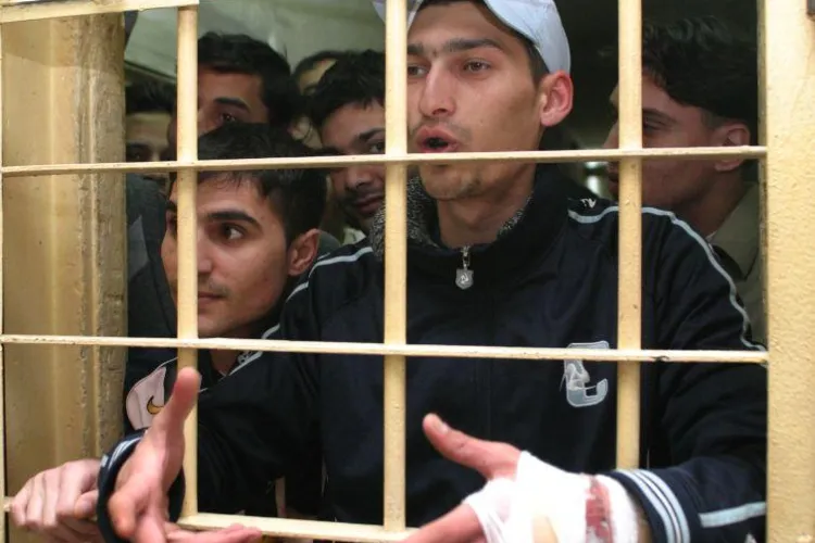 Medicii din penitenciarele din Romania si-au dat intalnire la Dej! VIDEO