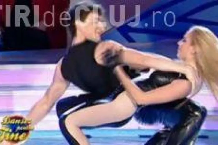 Roxana Ionescu a dansat la bara imbracata in piele - VIDEO