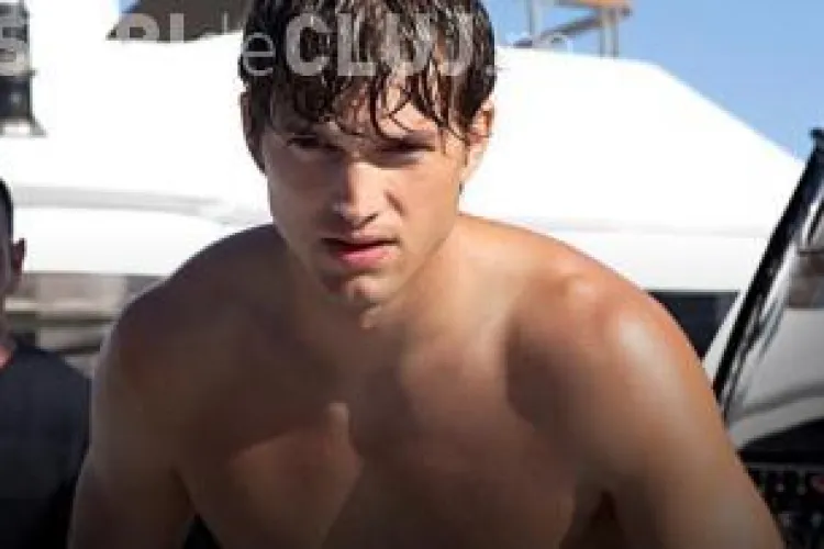 Ashton Kutcher ii ia locul lui Charlie Sheen in "Two and a Half Men"