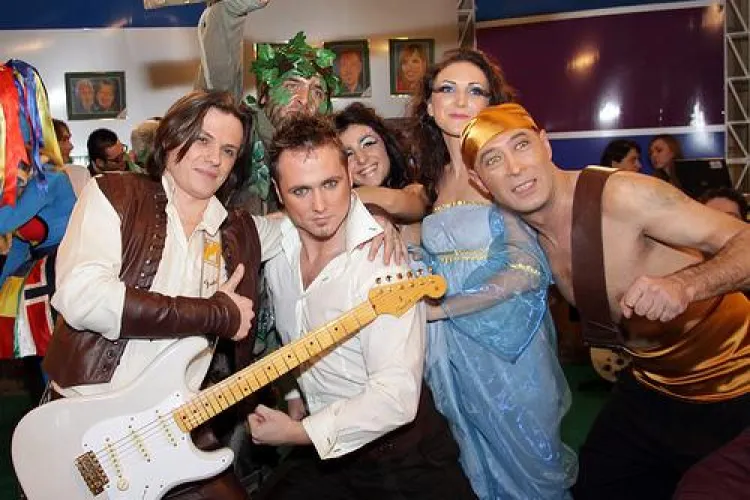 Hotel FM intra azi in lupta la Eurovision 2011! Ce mesaj le transmiti?