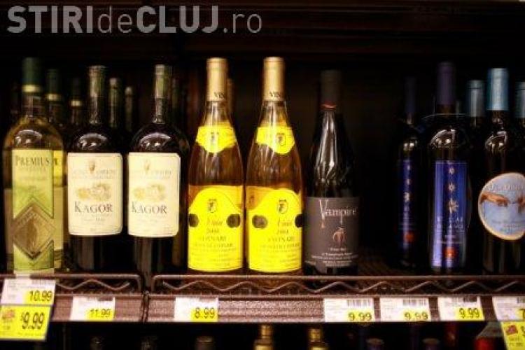 Vezi lista vinurilor romanesti falsificate. Bem apa cu alcool si mult zahar