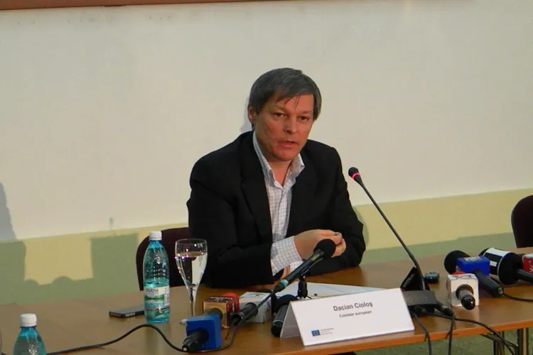 Dacian Ciolos: Romania pierde fonduri europene pentru ca functionarii ii descurajeaza pe cei care vor sa le acceseze - VIDEO