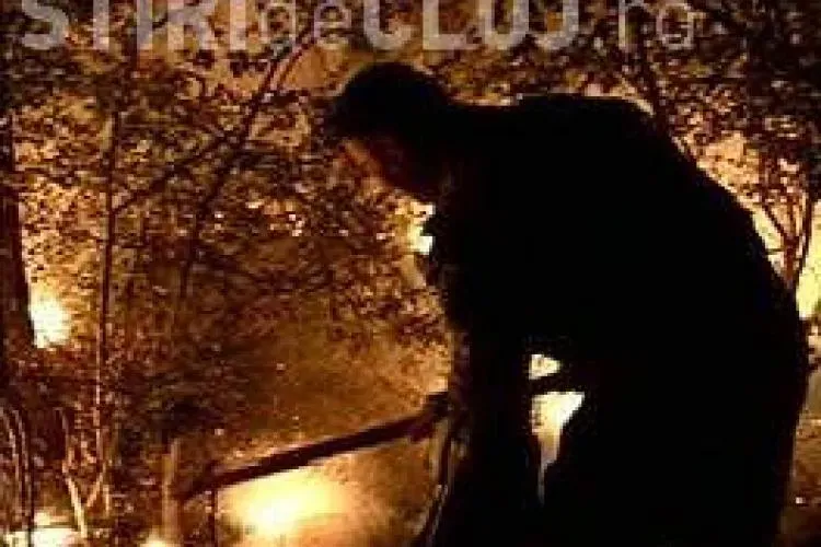 Incendiu în Iara! Focul s-a întins pe o suprafață de 8 hectare