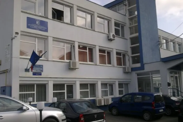 Delegări fantomă la Protecția Consumatorilor Cluj! Un inspector figurează în acte ca lucrând la Cluj: ”Eu nu l-am văzut la serviciu”