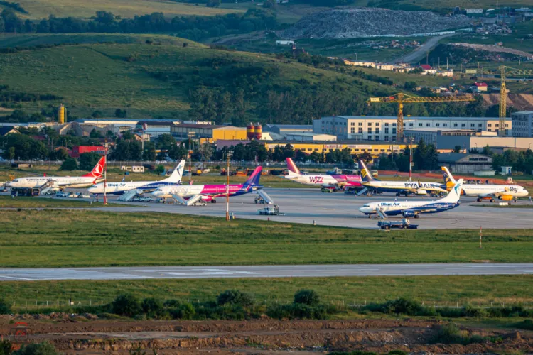 ”Eu ti-as propune altă zona, totuși” - E rentabil să te muți în zona Aeroportului Cluj? Cât de puternic este zgomotul avioanelor - FOTO