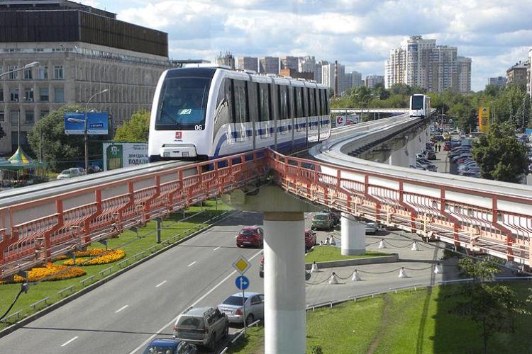 Monorail (tren suspendat) sau metrou? Ce ați prefera la Cluj? / În 2015, Primăria chiar a plătit un studiu pentru monorail