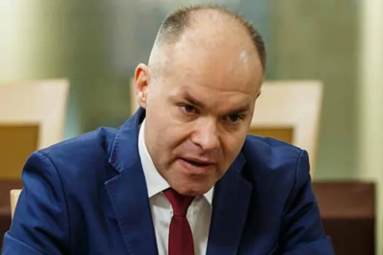 Daniel Funeriu, mesaj către părinți: ”Confiscați smartfonurile copiilor şi scoateţi ecranele din camera lor”