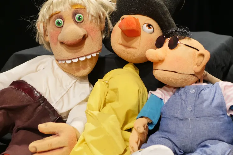 Premieră la Teatrul „Puck”: „Trei cadouri fermecate”, în regia lui Cristian Pepino