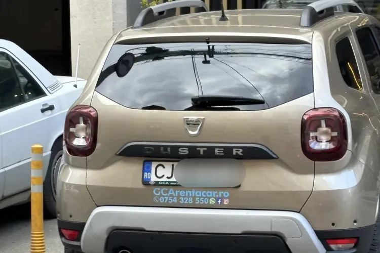 Cluj - Parcare din categoria ”mi-am găsit permisul într-un ou Kinder” - FOTO