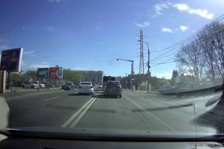 ”Trimite filmarea la poliție (aia adevărată)” - Nu fă ce face Poliția Locală din Cluj-Napoca - VIDEO