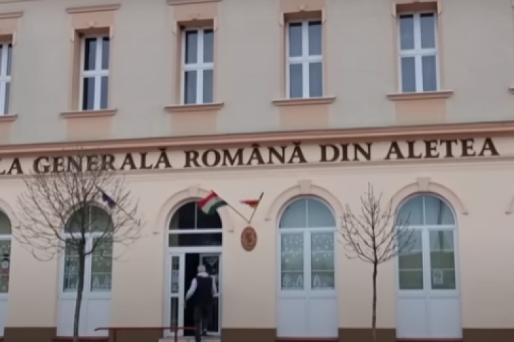 Cum învață elevii la o școală românească din Ungaria. Primesc 3 mese pe zi și au parte de controale stomatologice gratuite - VIDEO