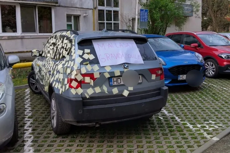 ”M-ai lăsat gravidă, boule!” - Adevărul din spatele acestui mesaj care l-a panicat pe șofer - FOTO