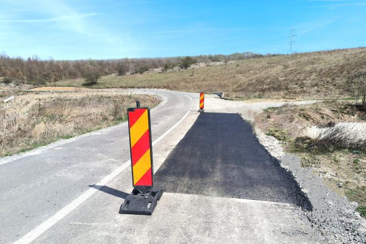 Un nou drum județean intră în reparații. Strada asigură rute mai scurte către Cluj-Napoca sau Turda