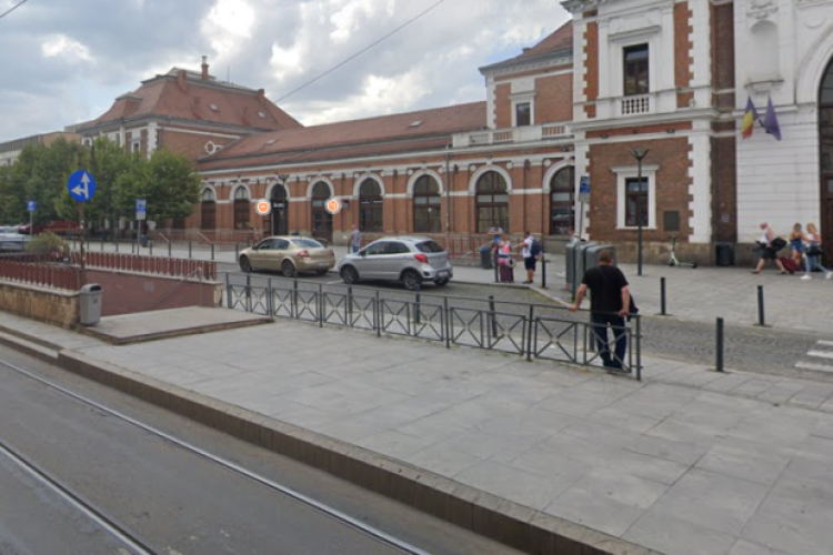 ,,Este din ce în ce mai neîngrijită zona, mirosul este neplăcut” - Clujenii reclamă că Piața Gării, poarta de intrare în oraș, este ignorată de autorități