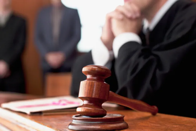 Mesaj pentru judecătorii care se pensionează la 45 de ani: ”Pensia să vină la 70 de ani, cum ar fi normal, ca nu lucrați nici in mediu toxic”