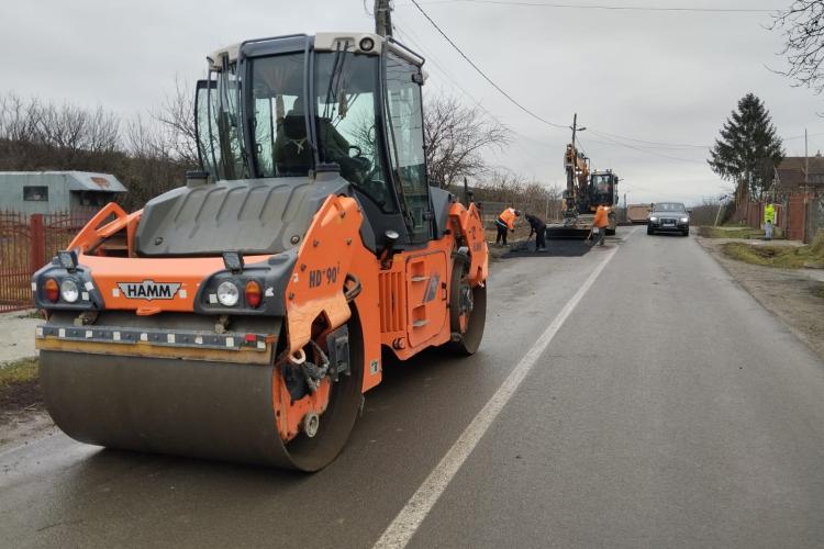Șantiere noi pe 60 de kilometri de drumuri județene din Cluj. Care sunt zonele pe care se va lucra