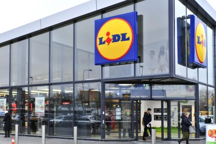 Alertă alimentară! Lidl retrage un produs cu suspiciune de Salmonella de pe rafturile magazinelor din toată țara
