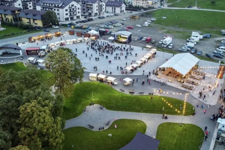 Florii în Florești, evenimentul care îi cheamă pe locuitorii comunei la distracție, în Parcul Poligon. Vezi programul pe zile