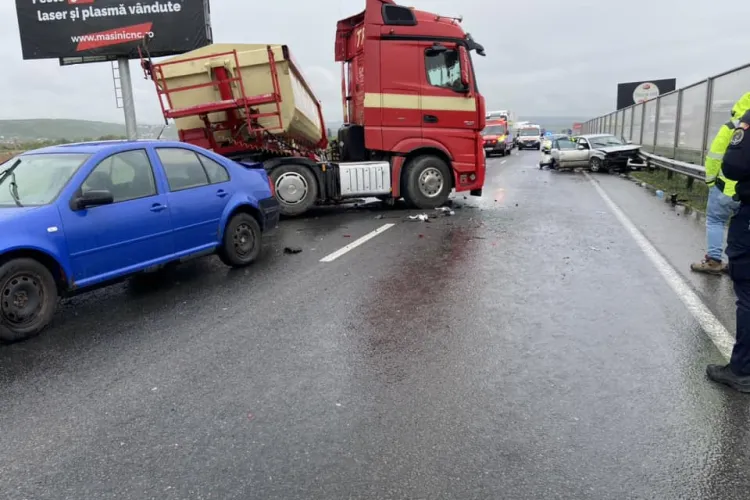 Accident grav pe centura Apahida. Trei mașini s-au facut praf. Evitați zona: circulația este blocată! - VIDEO 