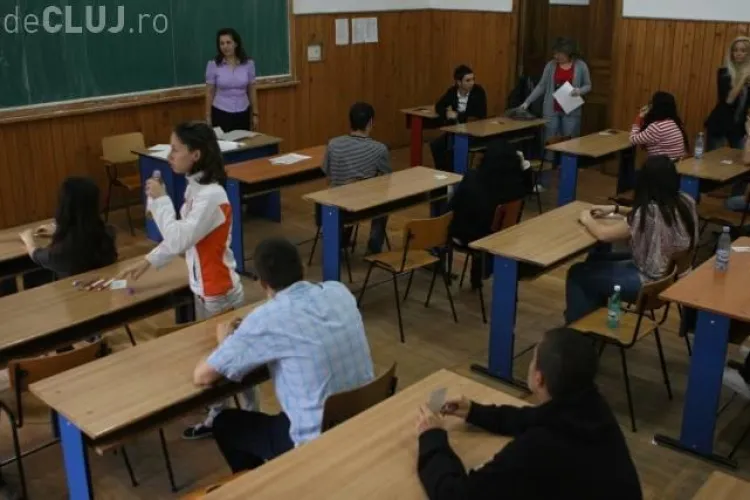 Elevii care și-au luat BAC-ul ar putea să își mărească notele. Un proiect depus în Senat ar putea aduce modificarea așteptată de toți elevii