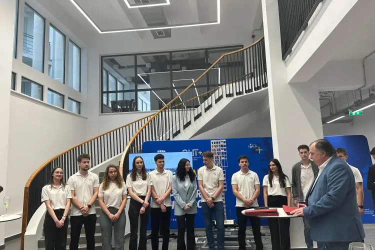 O echipă de la UTCN a bătut zeci de universități de top din toată lumea la inginerie seismică! Studenții clujeni au câștigat o renumită competiție de 6 ori