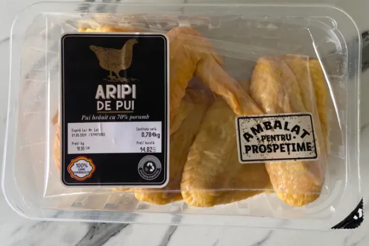 Experiența neplăcută a unei femei, după ce a cumpărat pui dintr-un supermarket din Cluj: ,,Nu am avut curajul să ating carnea”