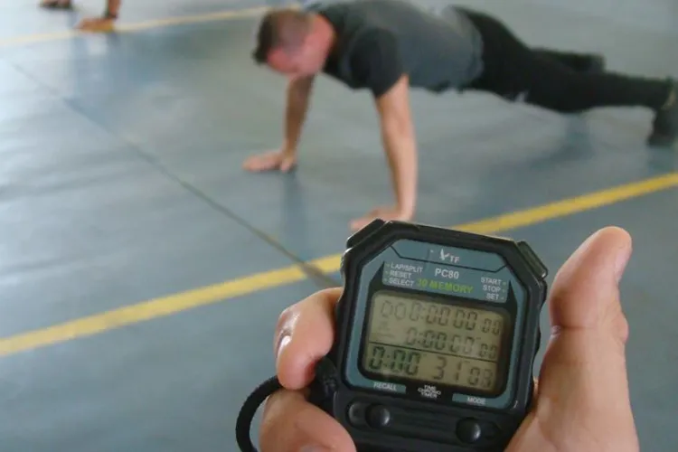 Jale la probele fizice de angajare a soldaților profesioniști: ”Nu au reușit să treacă de evaluarea fizică”