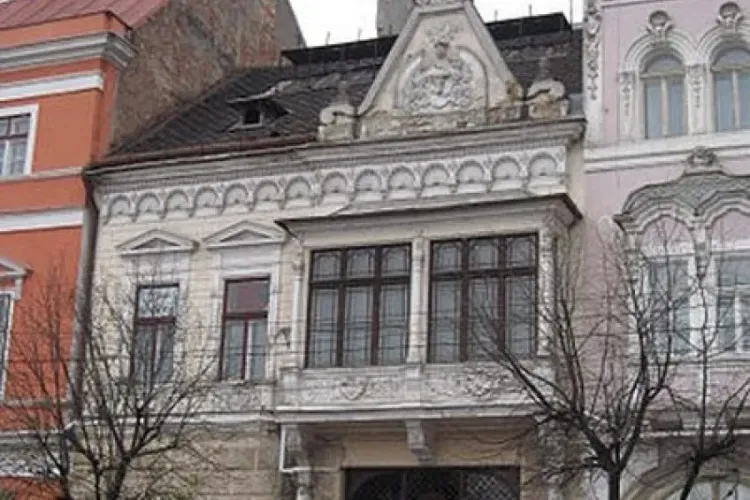 Palatul Wass din Cluj-Napoca. Mulți trec pe lângă el, în Piața Unirii 11, și nu îi știu povestea - FOTO